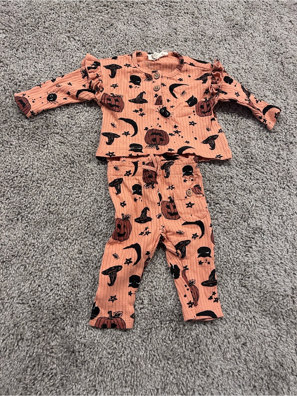 Jessica Simpson Orange Halloween Pumpkin Ruffle Pajama Set
